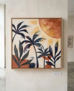 Peinture de palmiers et de soleil orange, encadrée au mur, œuvre de Léonie Hart